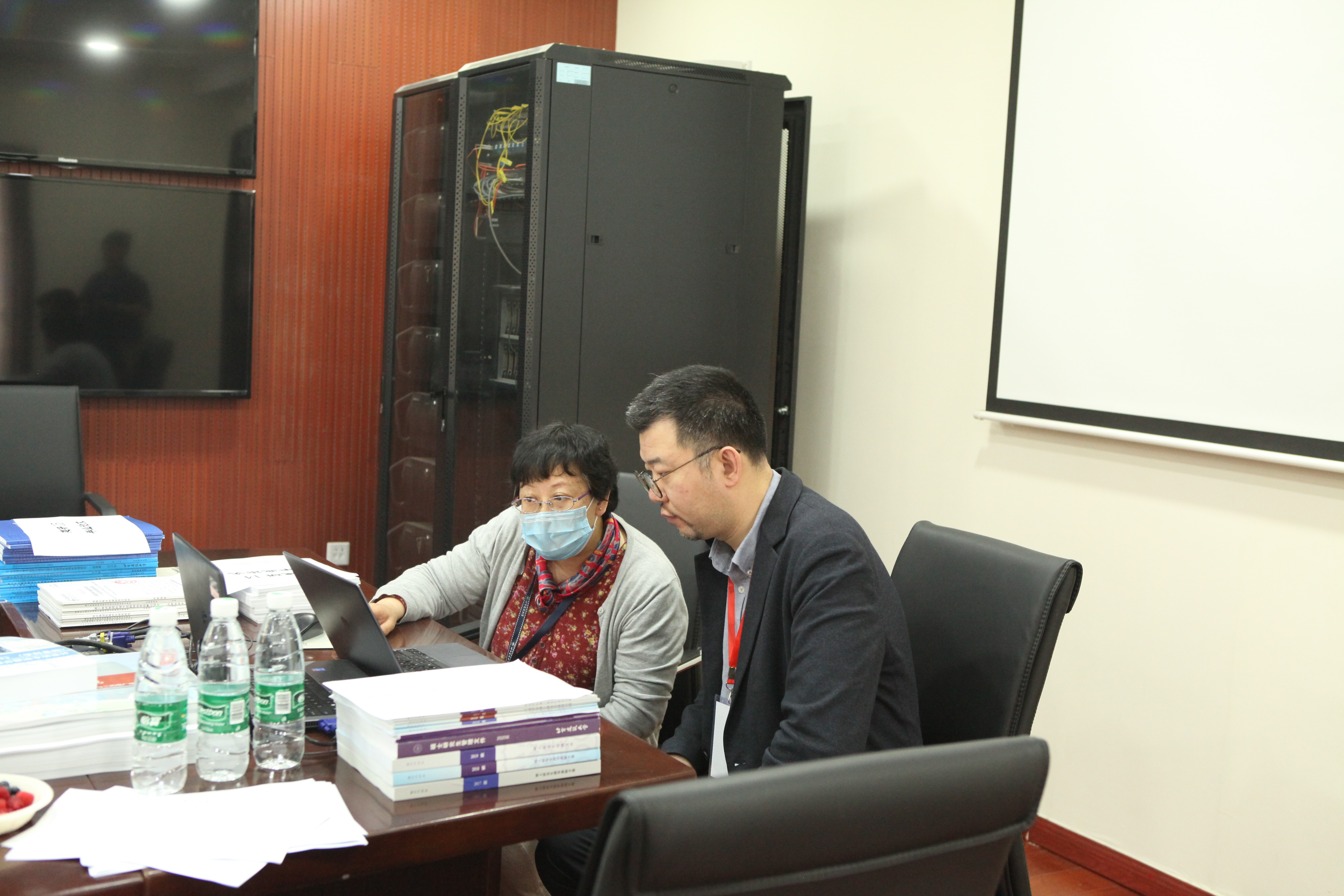 f3bfd85bd09e43b0885cfe60bce30386.jpg f3bfd85bd09e43b0885cfe60bce30386.jpg